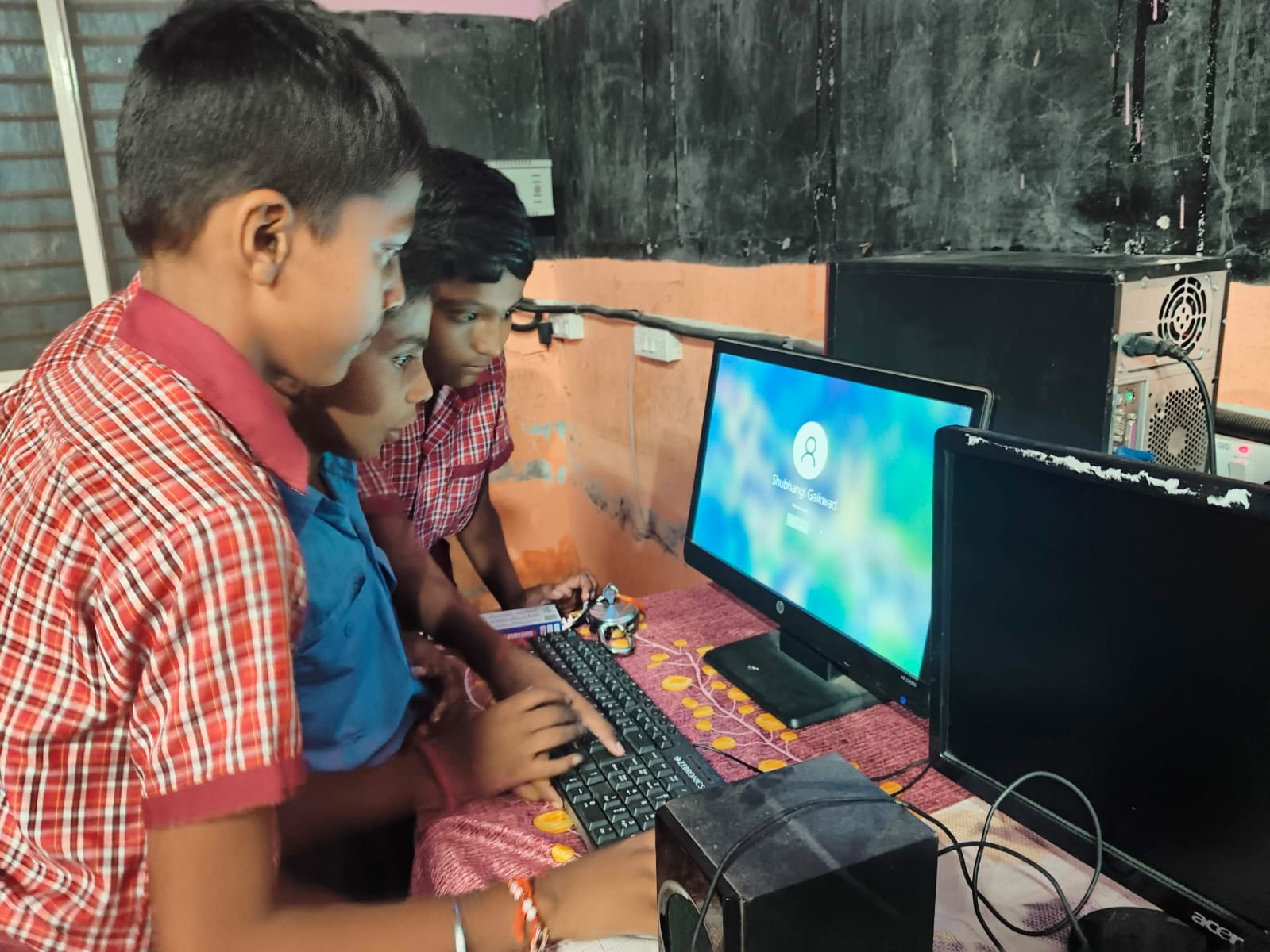 Students using the computer lab